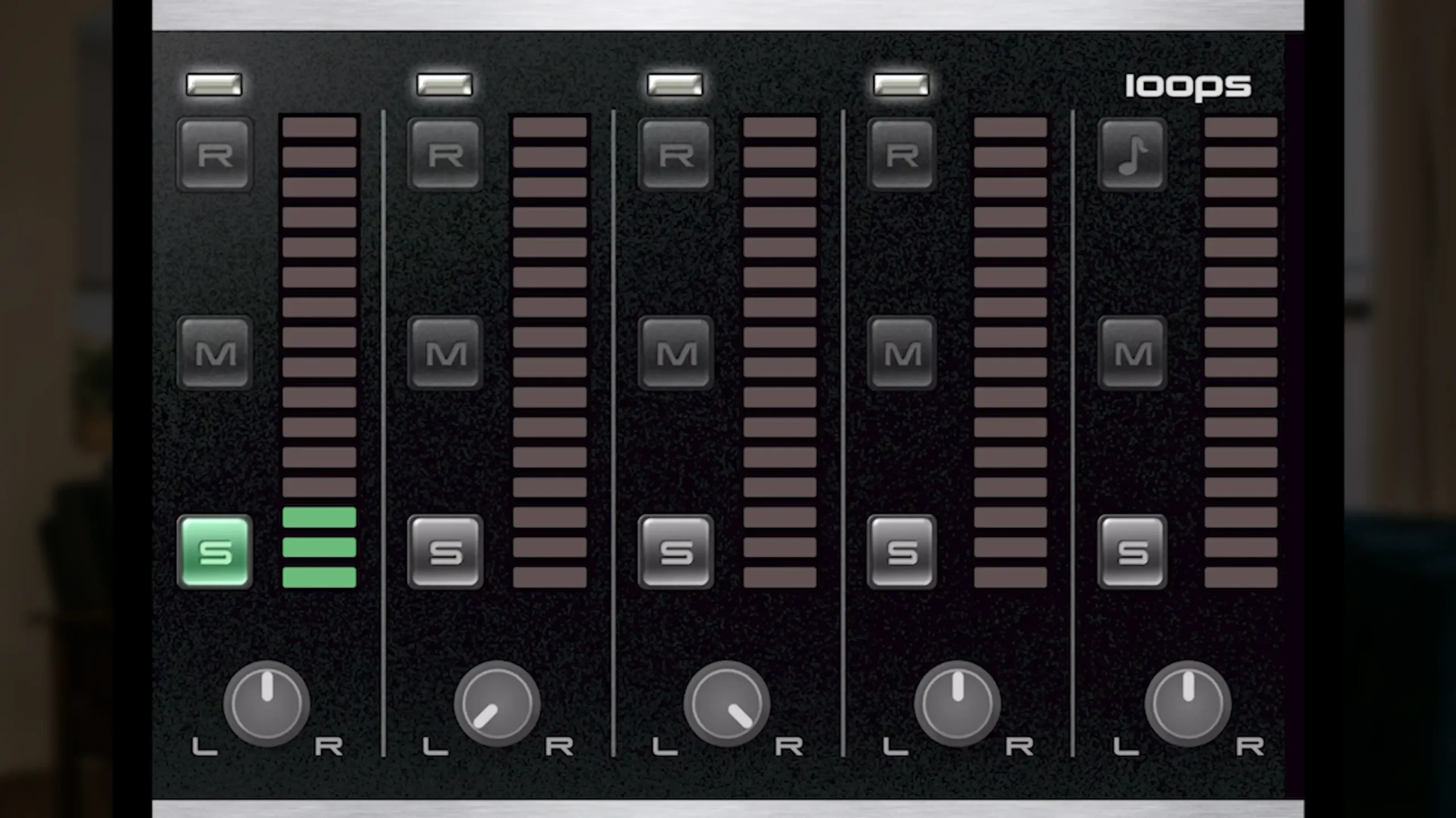 StudioMIni-Solo-buttons Solo buttons - StudioMini app to record music